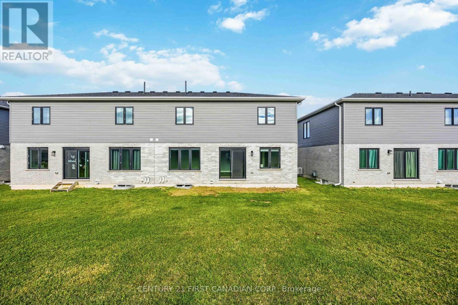 470 Main Street, Plympton-Wyoming, Ontario  N0N 1T0 - Photo 25 - X12571120