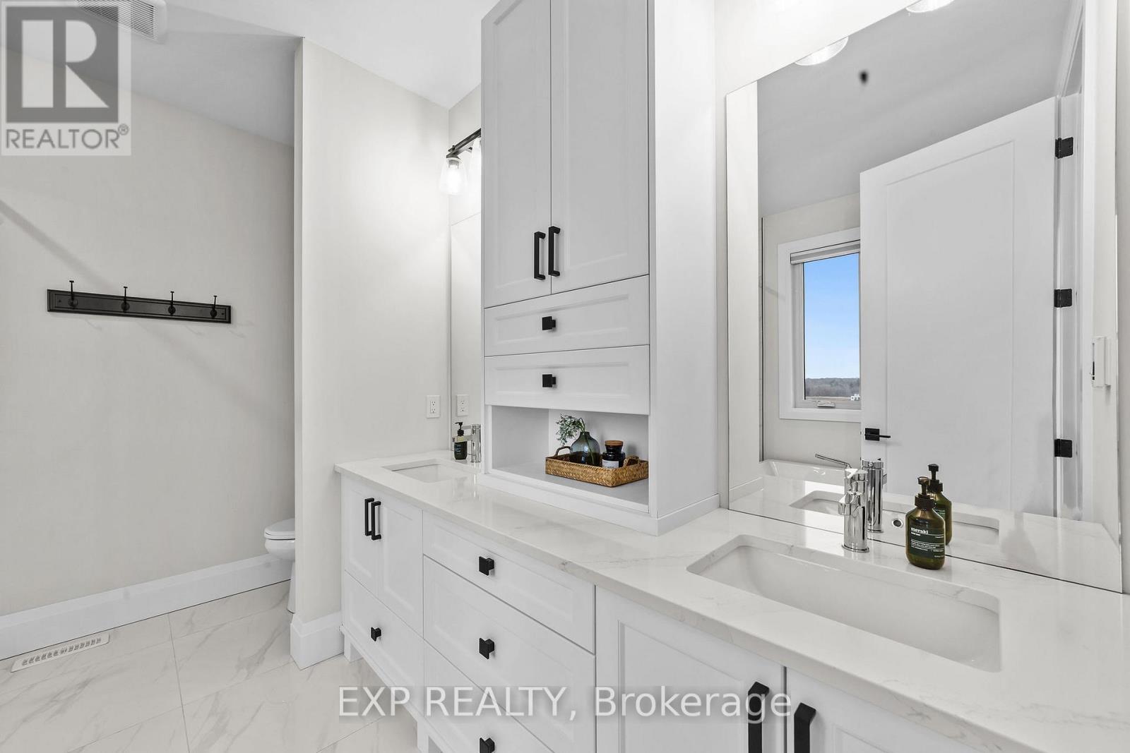 119 Daventry Way, Middlesex Centre, Ontario  N0L 1R0 - Photo 16 - X12571162