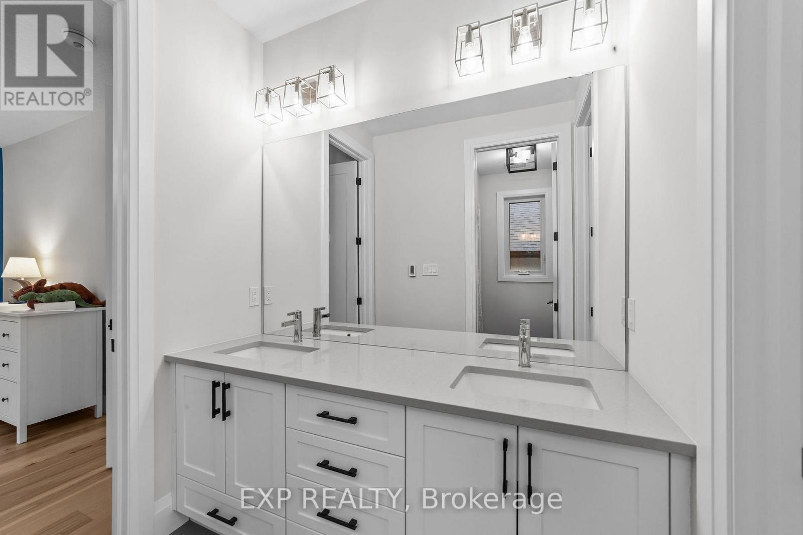 119 Daventry Way, Middlesex Centre, Ontario  N0L 1R0 - Photo 20 - X12571162