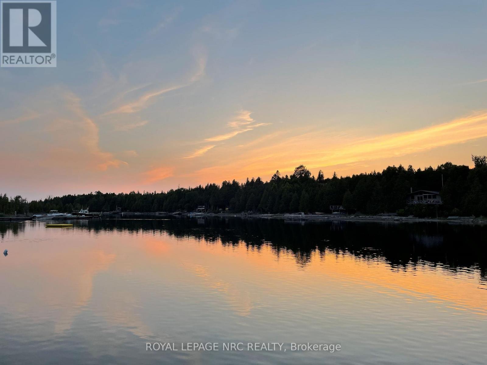 25 Simpson Avenue, Northern Bruce Peninsula, Ontario  N0H 2R0 - Photo 17 - X12529768