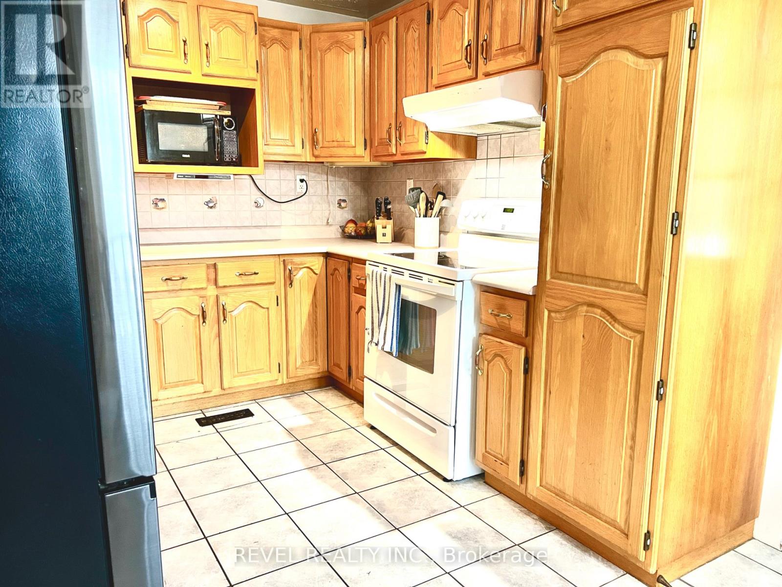 246 Laidlaw Street, Timmins, Ontario  P4N 2P8 - Photo 4 - T12567788