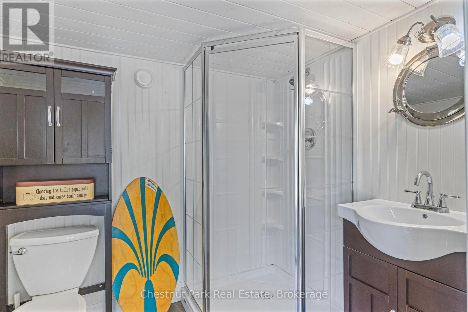 1017 Dark Bay Road, Muskoka Lakes, Ontario P0C 1A0 - Photo 13 - X12370948