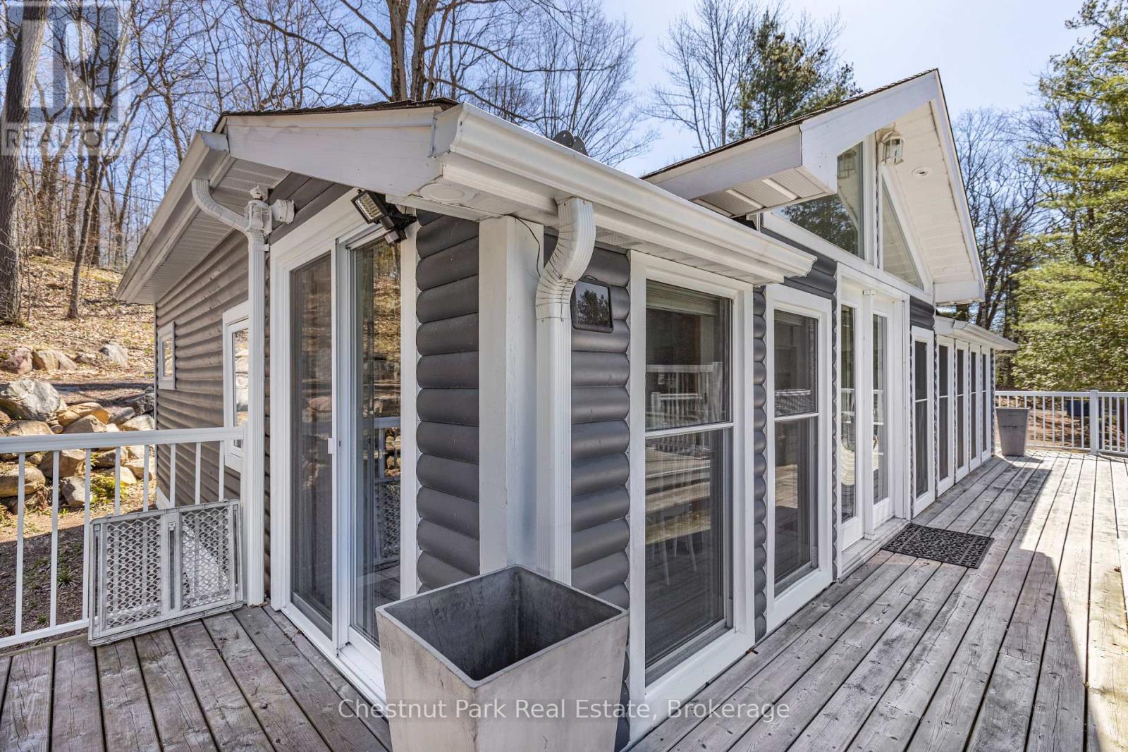 1017 Dark Bay Road, Muskoka Lakes, Ontario P0C 1A0 - Photo 23 - X12370948