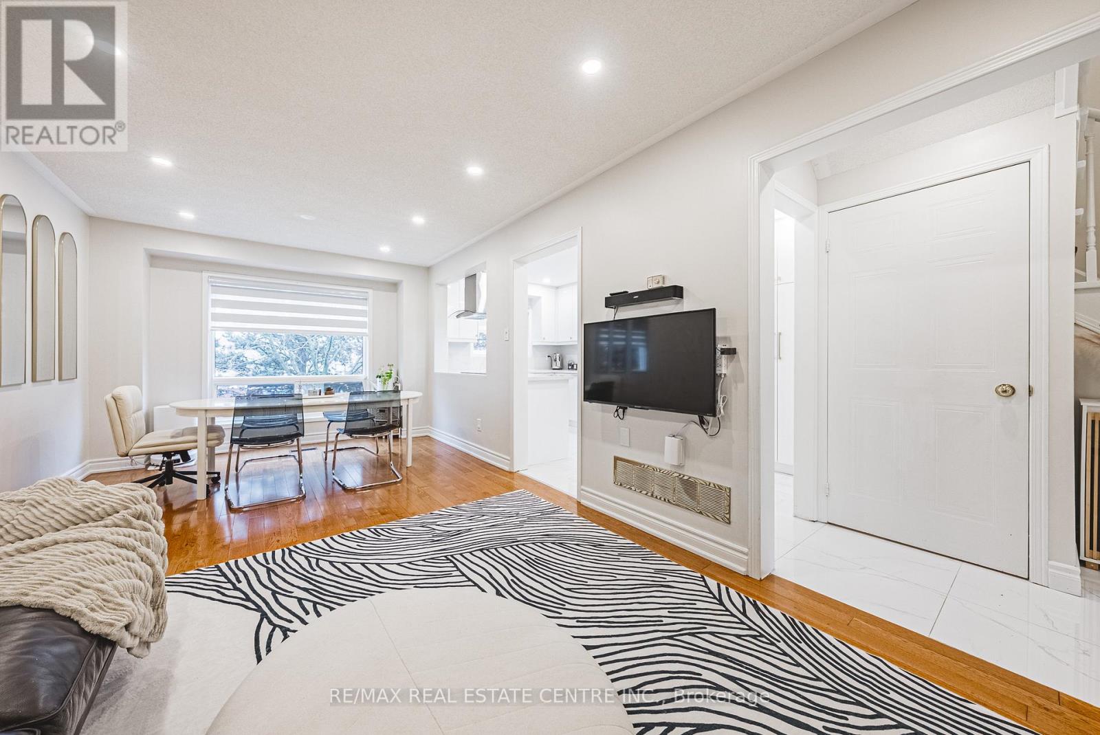 25a - 5205 Glen Erin Drive, Mississauga, Ontario L5M 5N6 - Photo 16 - W12553634