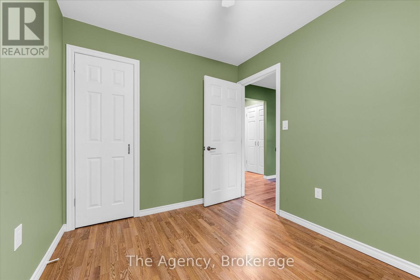 8 Dover Road, Welland, Ontario  L3B 2T8 - Photo 8 - X12570994