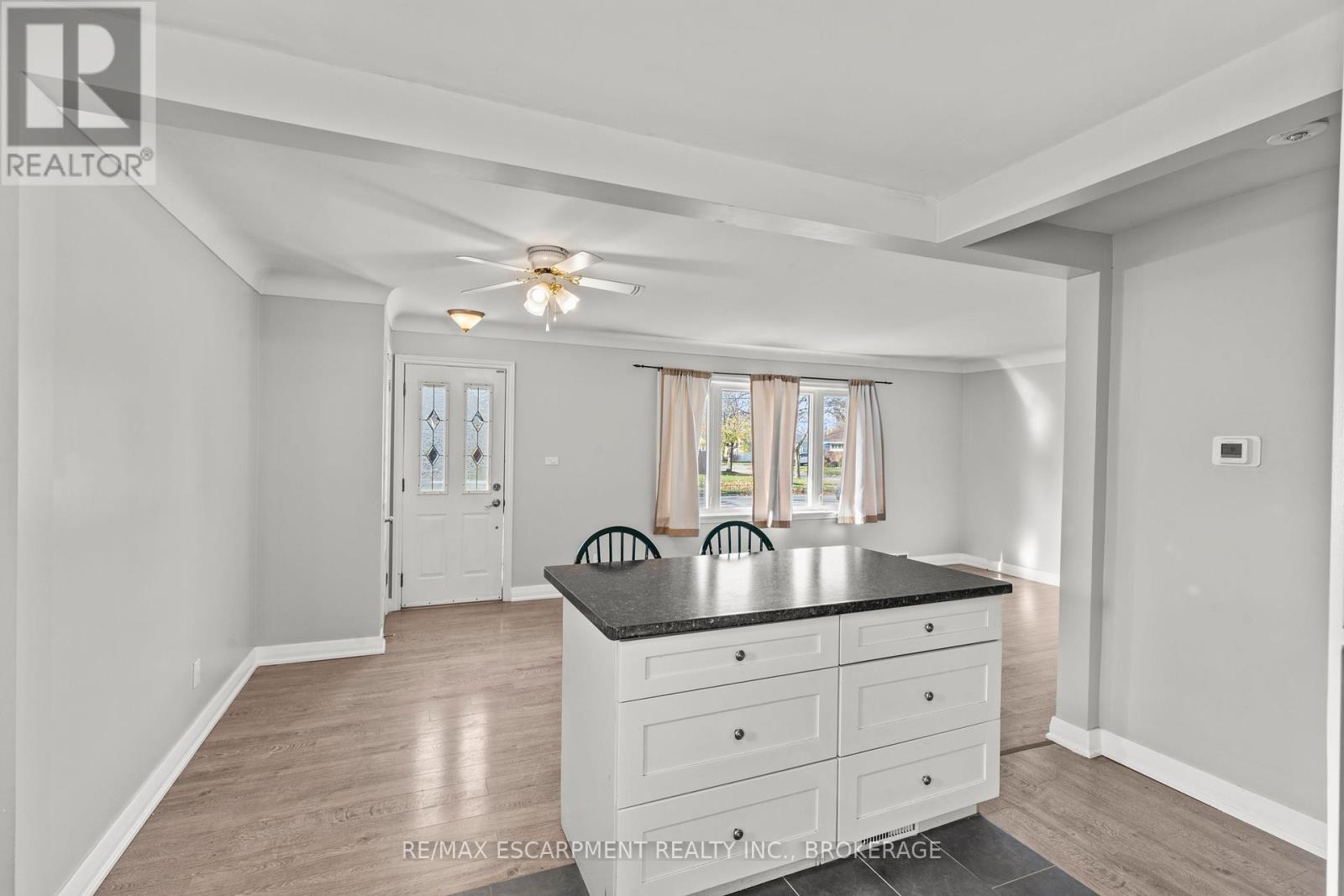 14 Westmount Avenue, Thorold, Ontario  L2V 2W1 - Photo 15 - X12571002