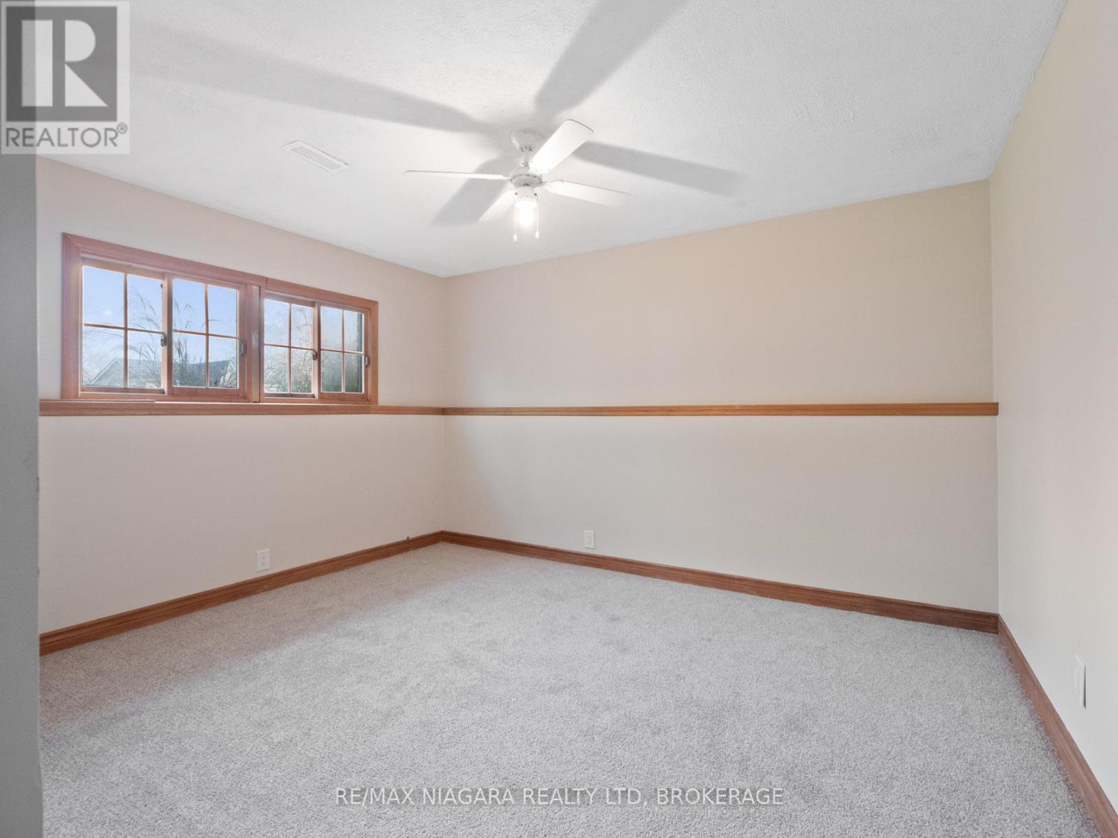 403 Parkdale Avenue, Fort Erie, Ontario  L2A 5A7 - Photo 19 - X12571182