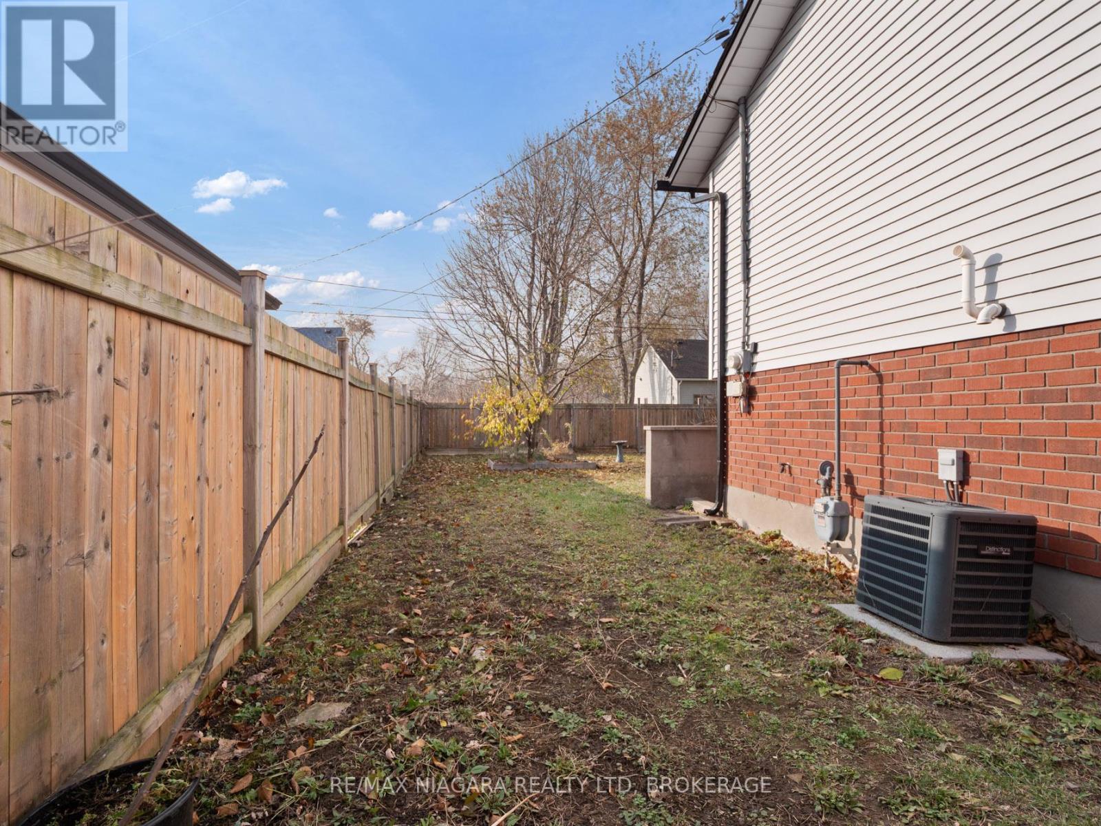 403 Parkdale Avenue, Fort Erie, Ontario  L2A 5A7 - Photo 25 - X12571182