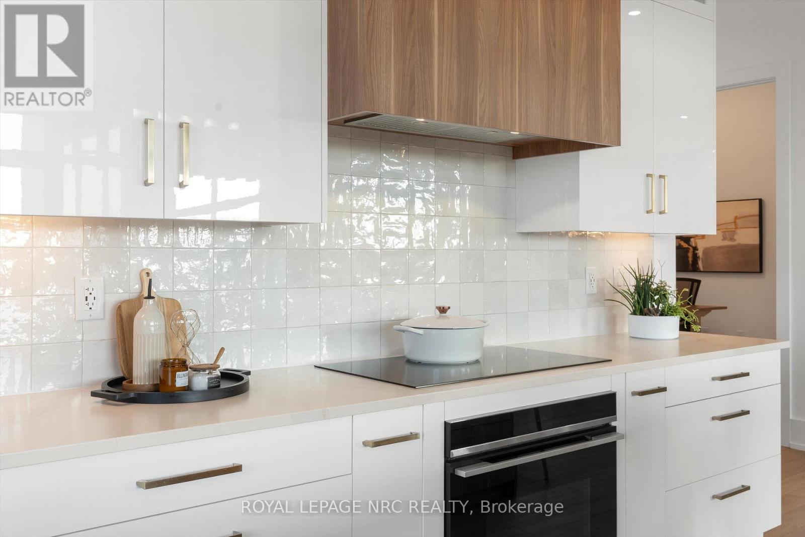 601 - 77 Yates Street, St. Catharines, Ontario  L2R 0C4 - Photo 10 - X12571184