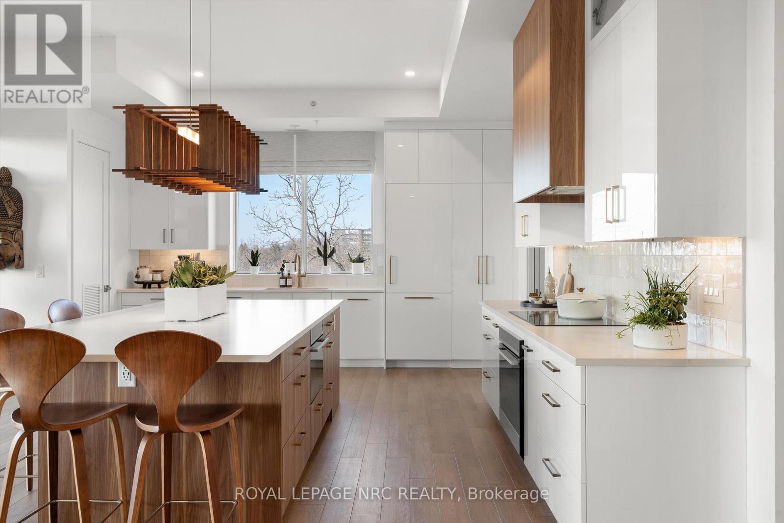 601 - 77 Yates Street, St. Catharines, Ontario  L2R 0C4 - Photo 8 - X12571184