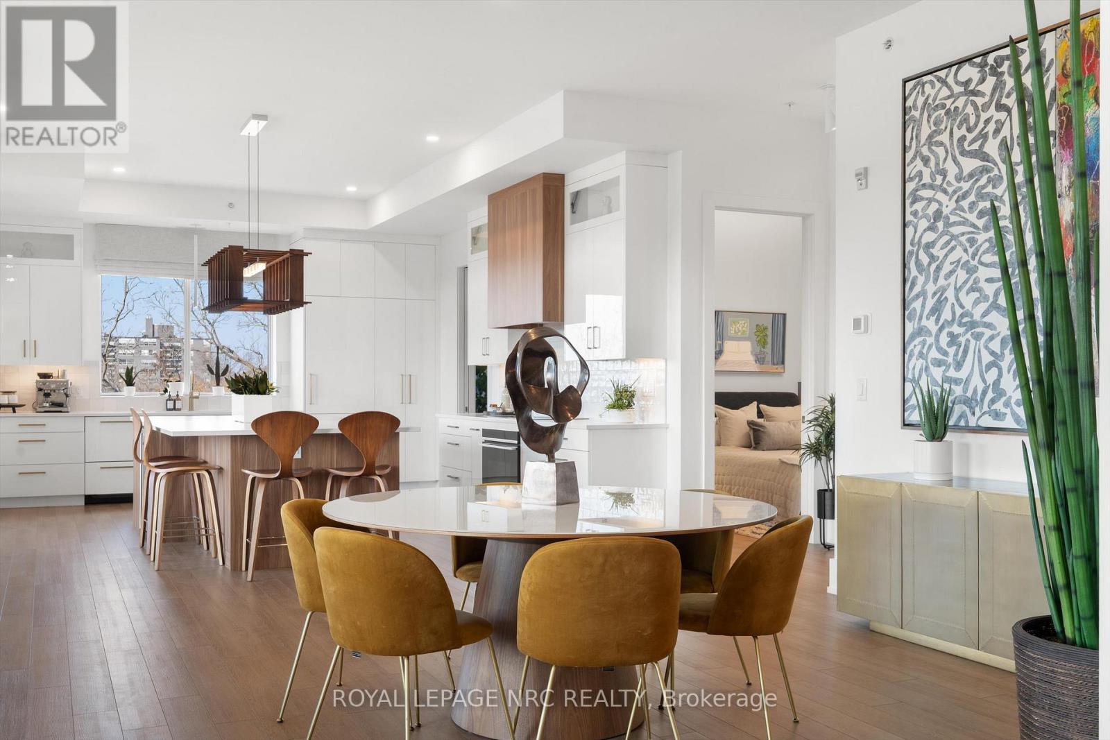 601 - 77 Yates Street, St. Catharines, Ontario  L2R 0C4 - Photo 9 - X12571184