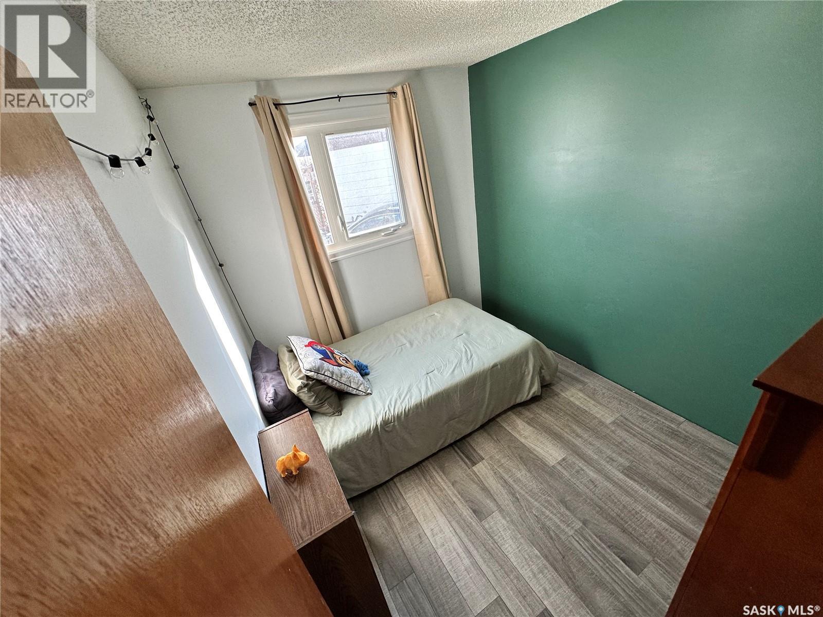 737 Willow Place, Hudson Bay, Saskatchewan  S0E 0Y0 - Photo 12 - SK022123