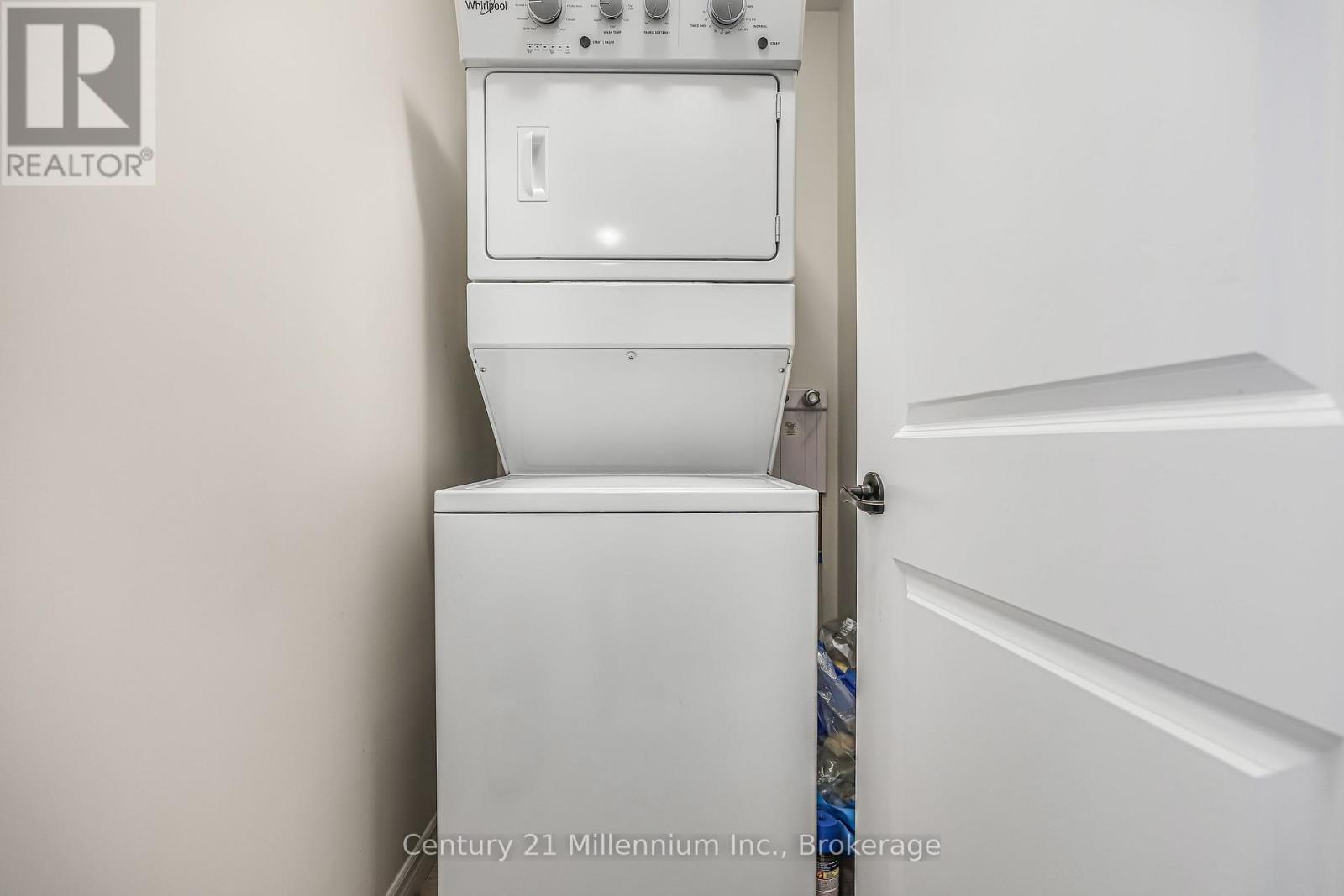 935 Goderich Street, Saugeen Shores, Ontario N0H 2C3 - Photo 15 - X12571044