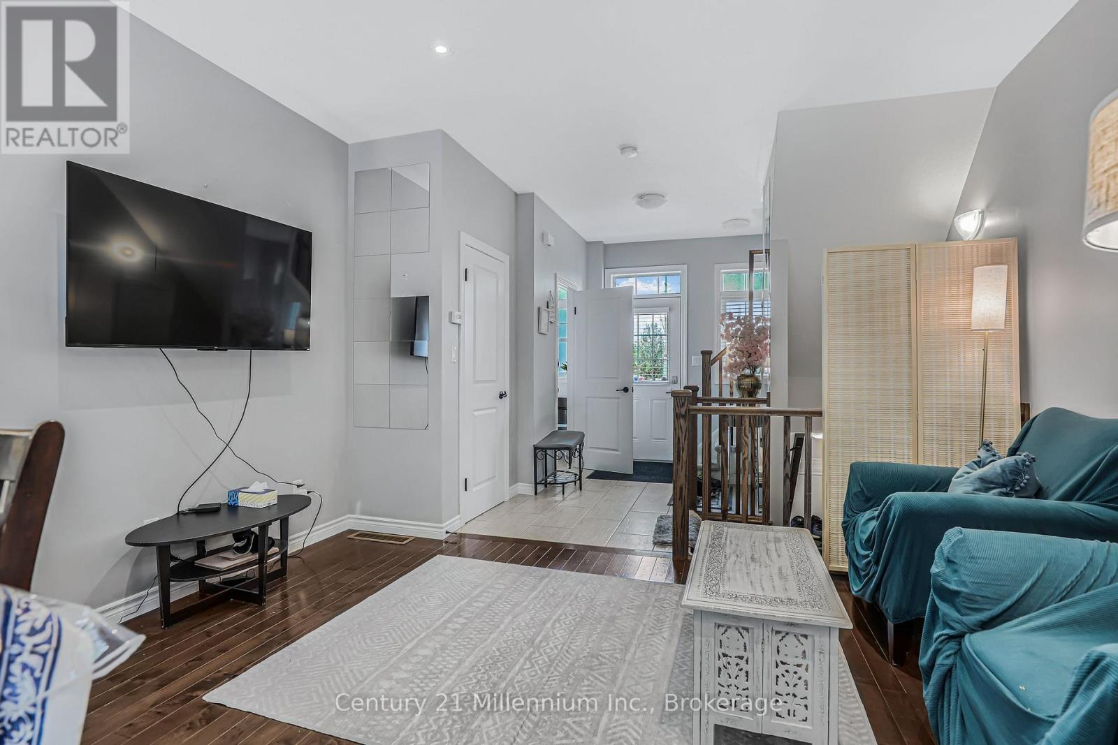 935 Goderich Street, Saugeen Shores, Ontario N0H 2C3 - Photo 7 - X12571044