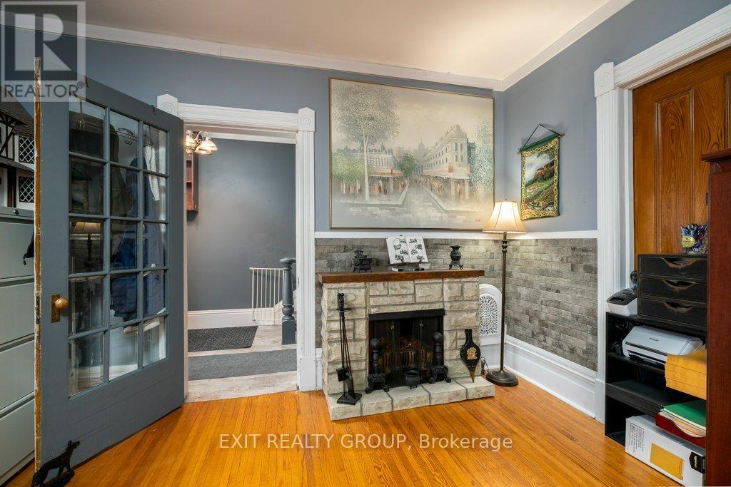 138 Colborne Street, Tweed, Ontario  K0K 3J0 - Photo 9 - X12564094