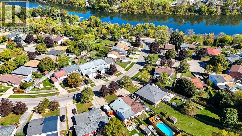 235 Sunset Boulevard, Cambridge, Ontario  N1S 4M4 - Photo 5 - 40790034