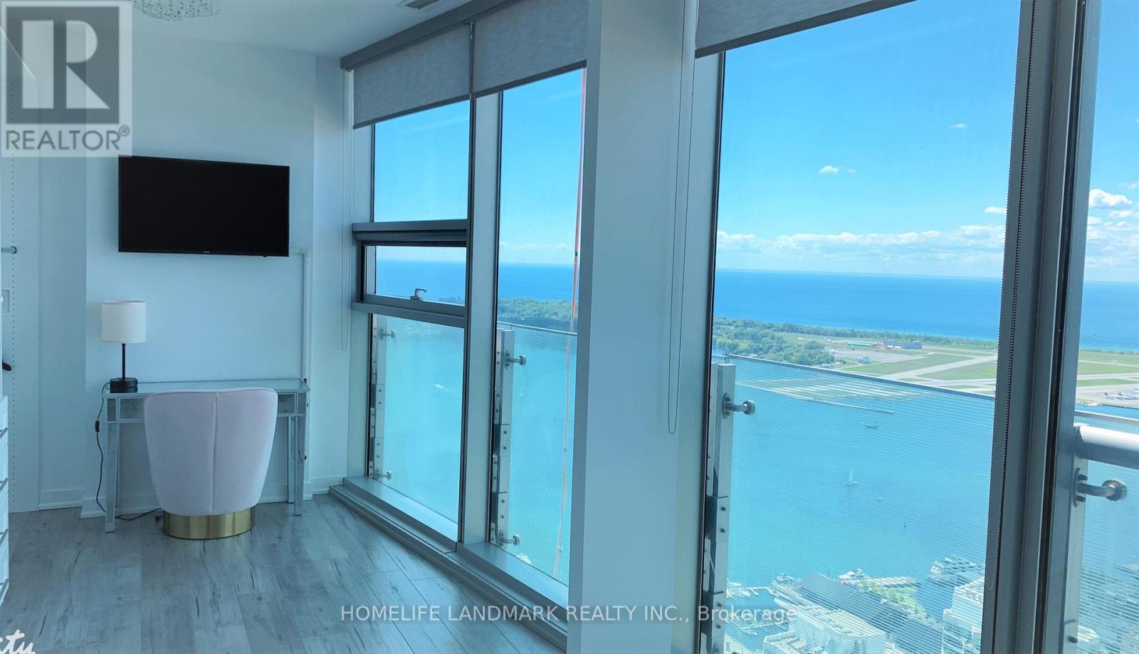 5204 - 12 York Street, Toronto, Ontario  M5J 0A9 - Photo 11 - C12570998