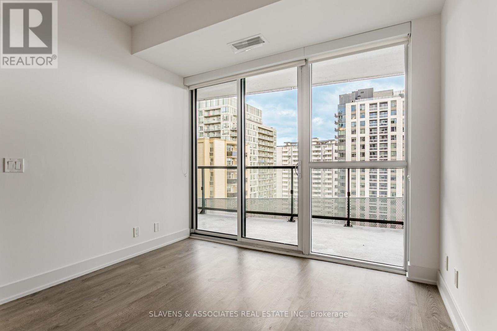 1210 - 11 Lillian Street, Toronto, Ontario  M4S 2H7 - Photo 14 - C12571040