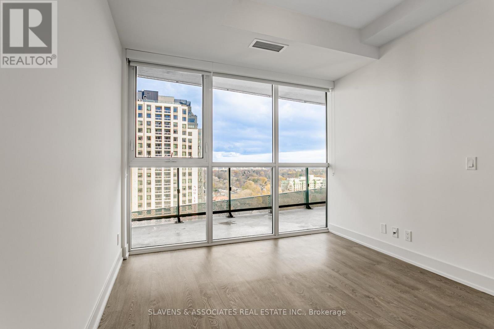 1210 - 11 Lillian Street, Toronto, Ontario  M4S 2H7 - Photo 17 - C12571040