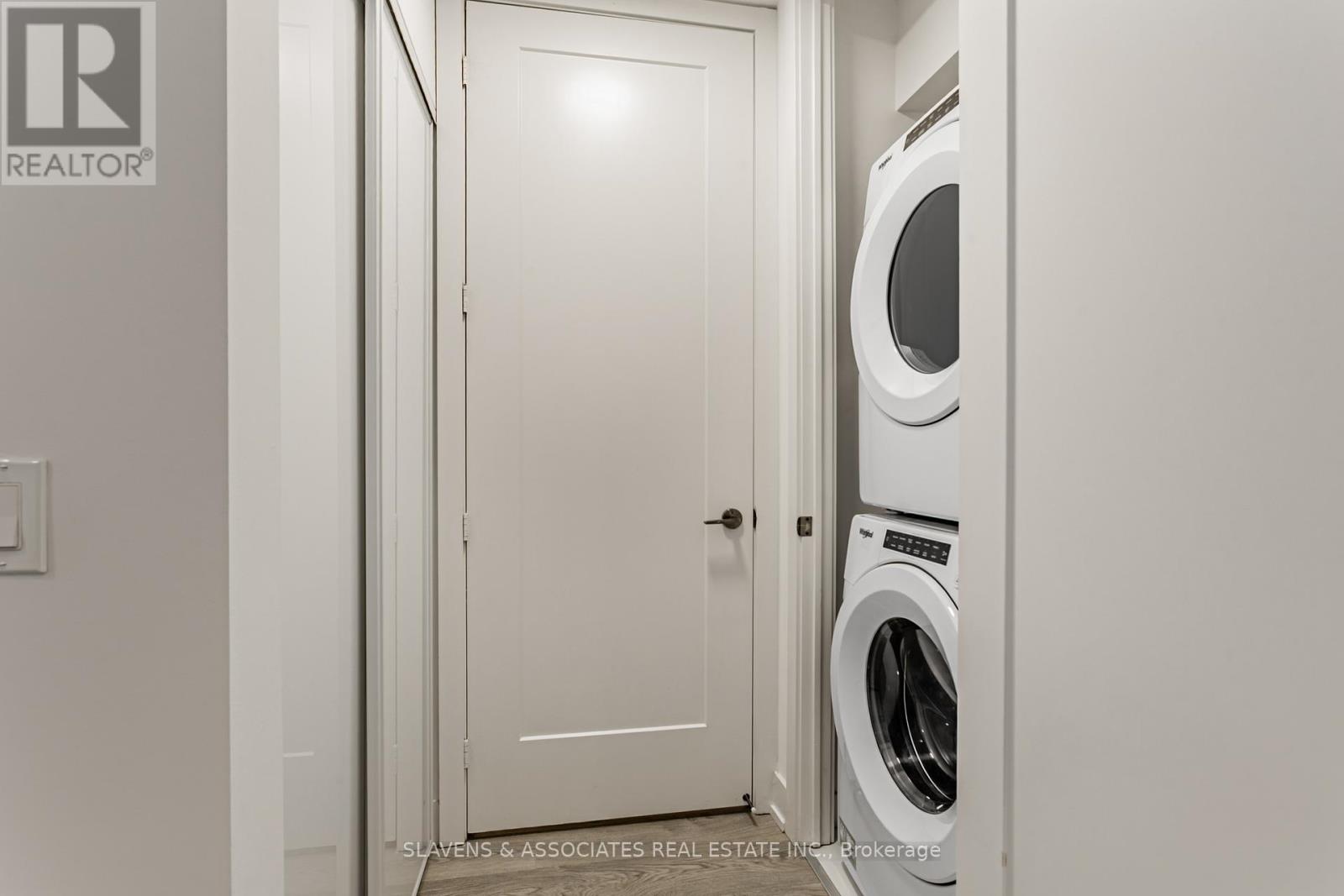 1210 - 11 Lillian Street, Toronto, Ontario  M4S 2H7 - Photo 21 - C12571040