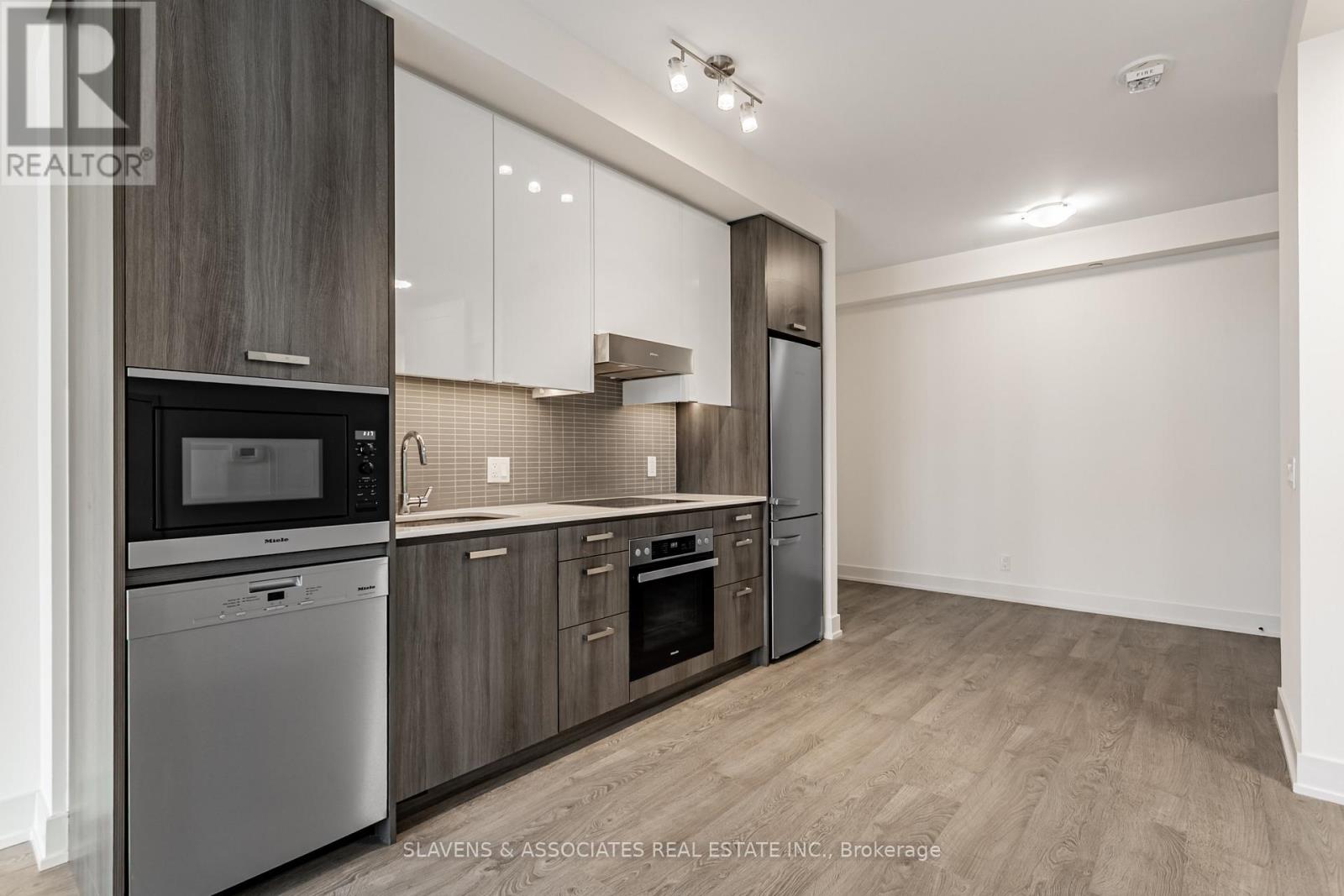 1210 - 11 Lillian Street, Toronto, Ontario  M4S 2H7 - Photo 9 - C12571040