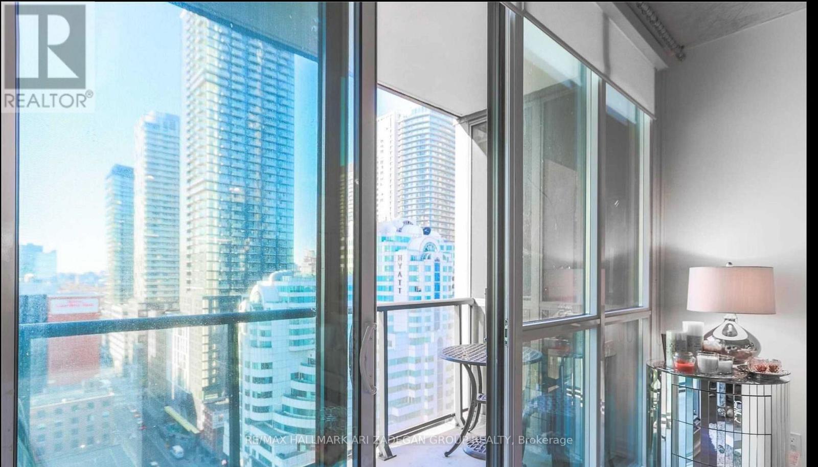 1701 - 88 Blue Jays Way, Toronto, Ontario  M5V 2G3 - Photo 11 - C12571100