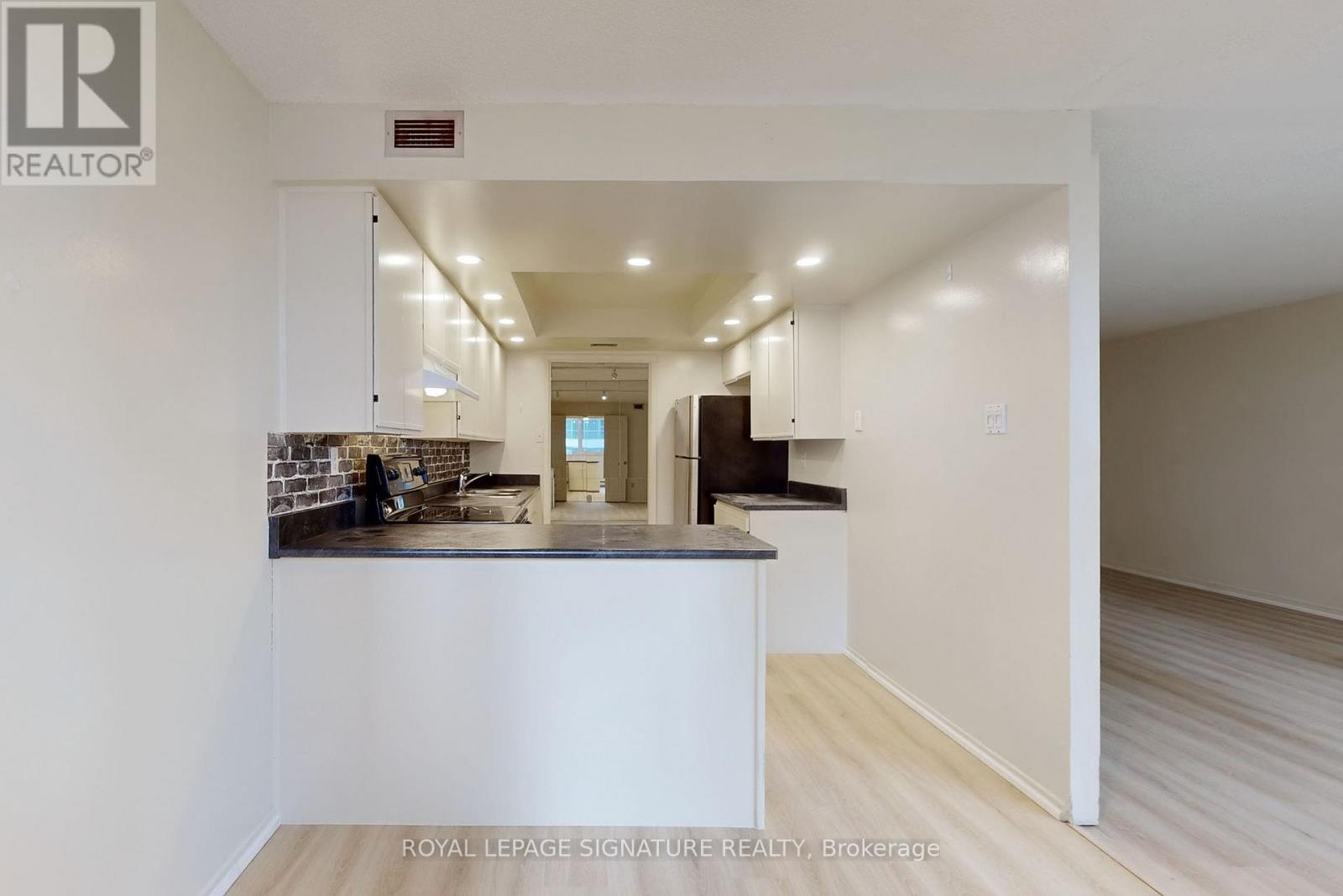 1107 - 360 Bloor Street E, Toronto, Ontario  M4W 3M3 - Photo 10 - C12571124