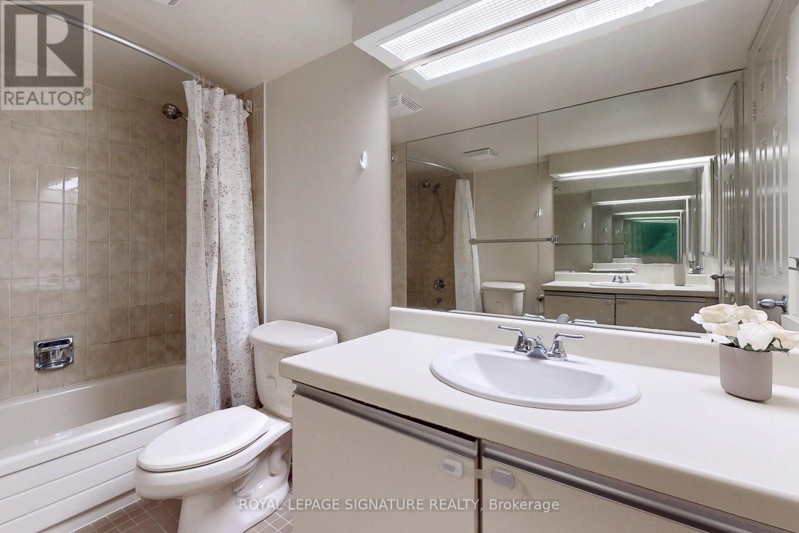 1107 - 360 Bloor Street E, Toronto, Ontario  M4W 3M3 - Photo 22 - C12571124