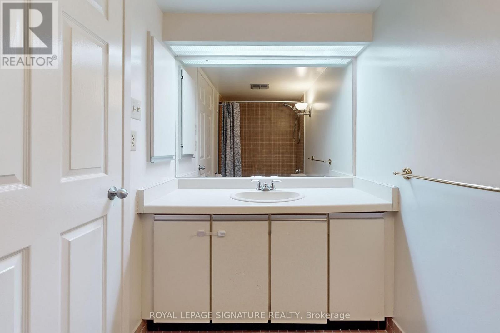 1107 - 360 Bloor Street E, Toronto, Ontario  M4W 3M3 - Photo 25 - C12571124