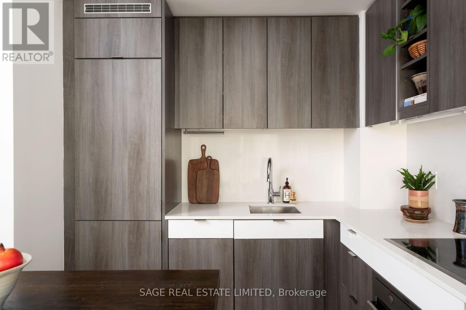 2108 - 101 Erskine Avenue, Toronto, Ontario  M4P 0C5 - Photo 8 - C12571174