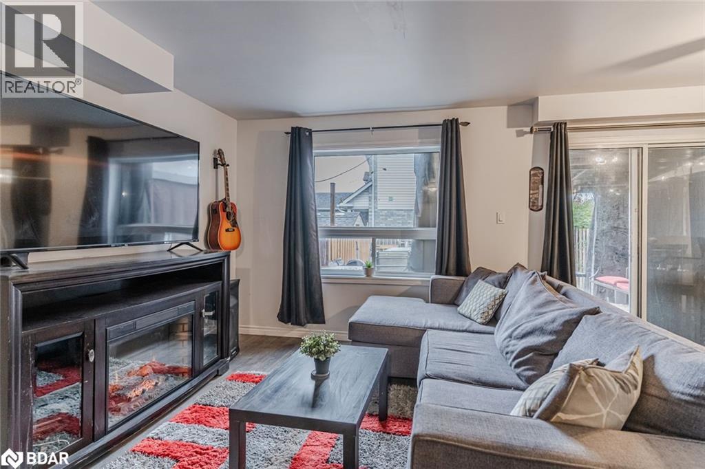 2185 Ferguson Street, Innisfil, Ontario  L9S 1X6 - Photo 5 - 40790124