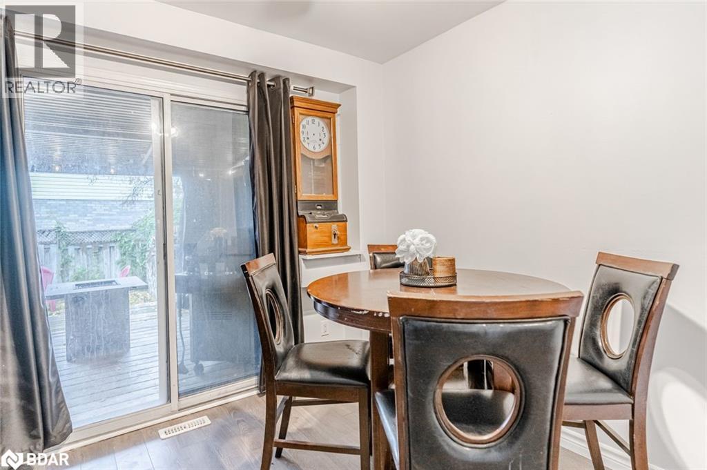 2185 Ferguson Street, Innisfil, Ontario  L9S 1X6 - Photo 4 - 40790124