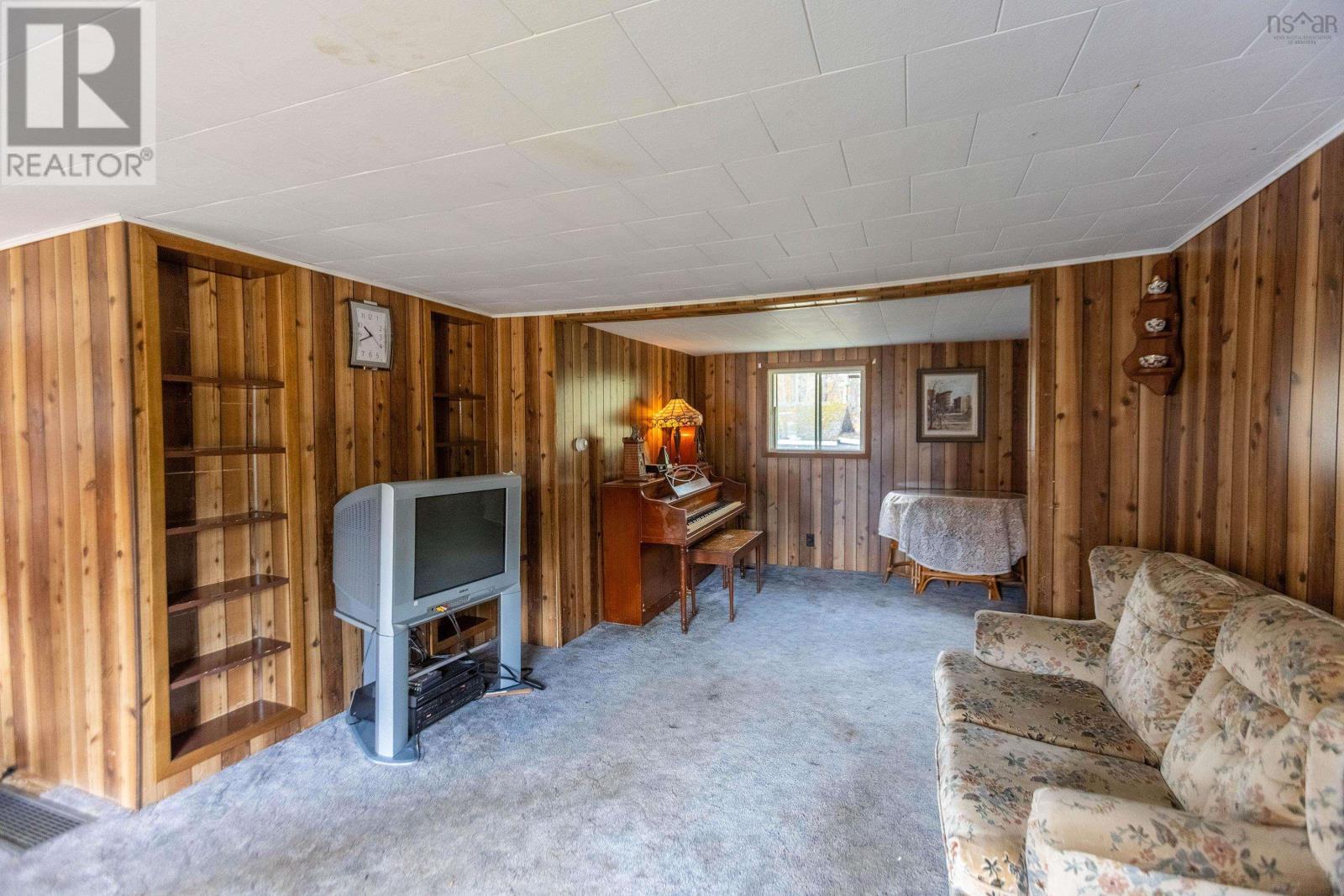 59 Mcfarlane Street, Springhill, Nova Scotia  B0M 1X0 - Photo 16 - 202526463