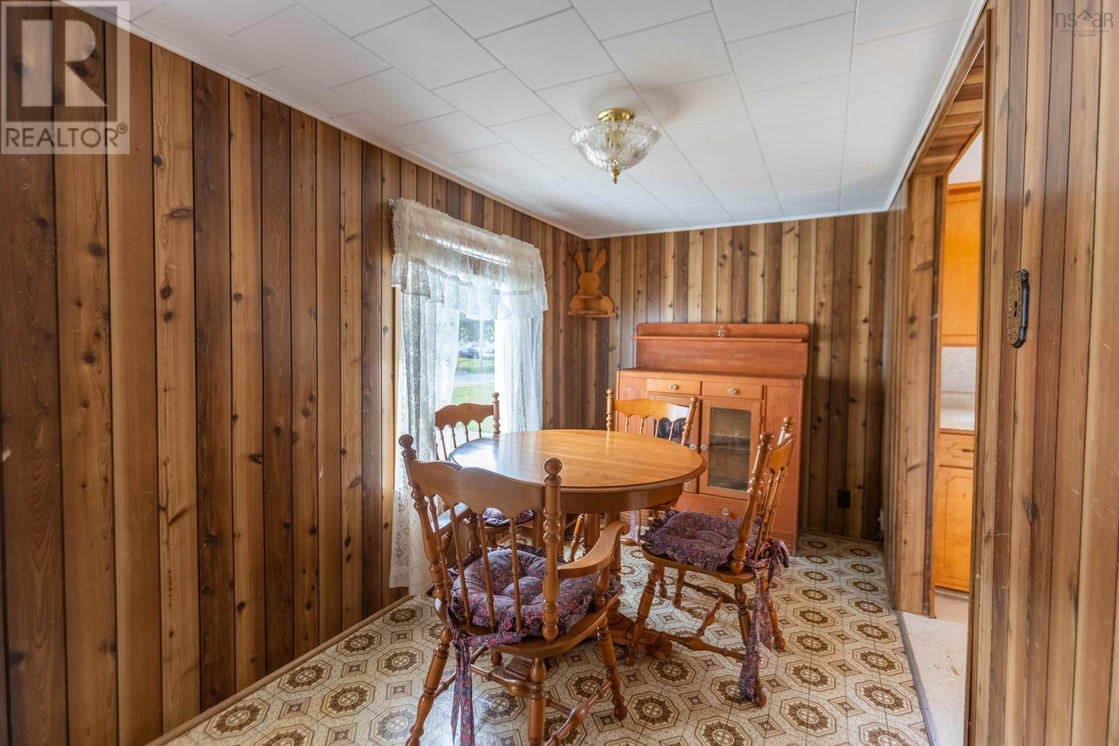 59 Mcfarlane Street, Springhill, Nova Scotia  B0M 1X0 - Photo 10 - 202526463