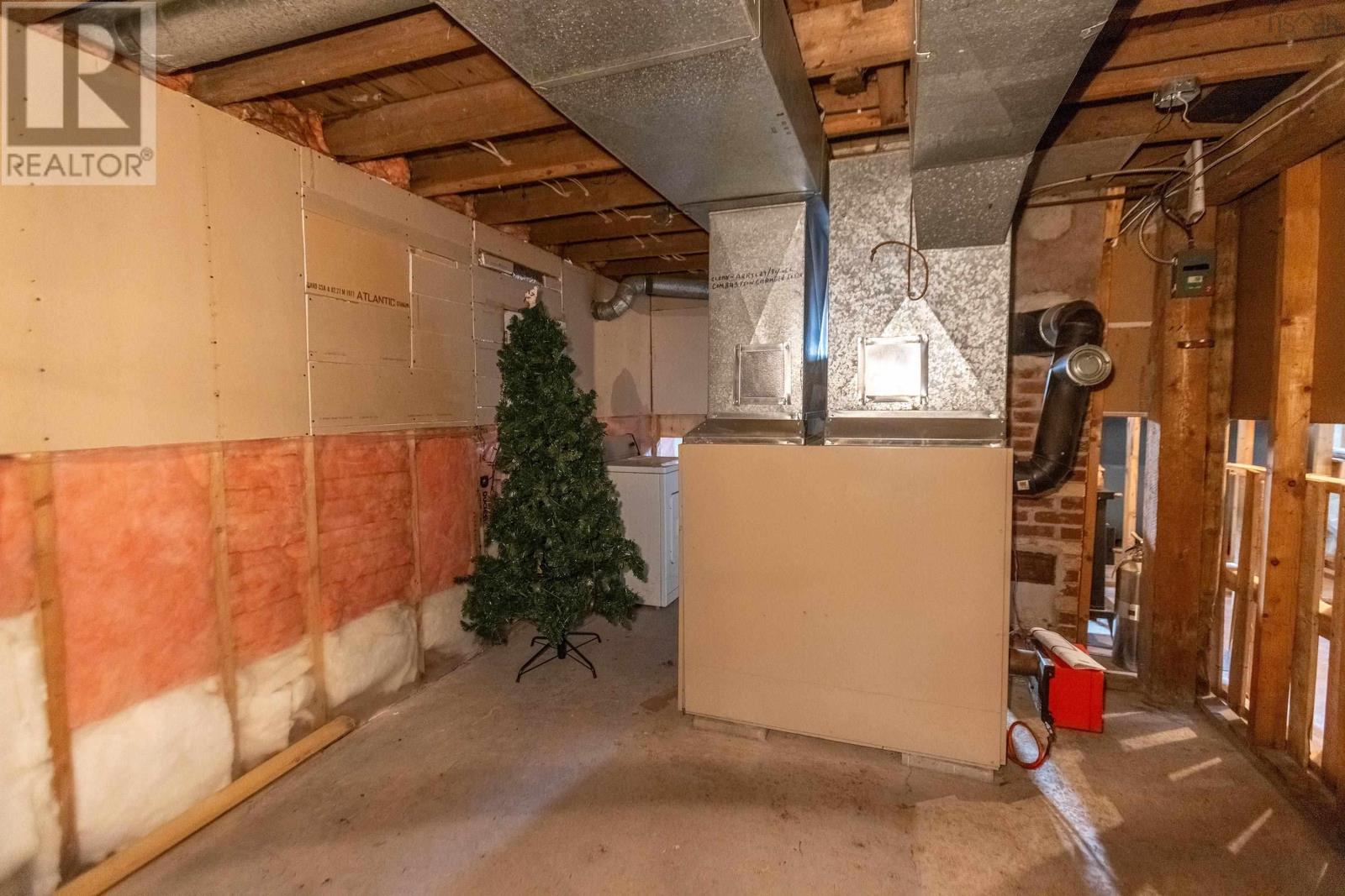 59 Mcfarlane Street, Springhill, Nova Scotia  B0M 1X0 - Photo 21 - 202526463