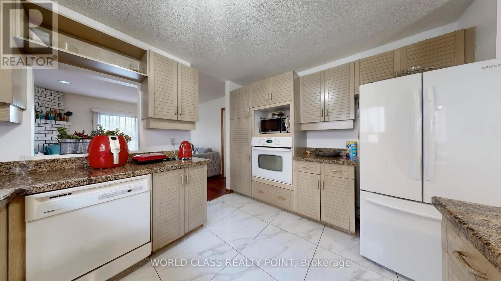 118 Eastville Avenue W, Toronto, Ontario  M1M 2P1 - Photo 11 - E12571050