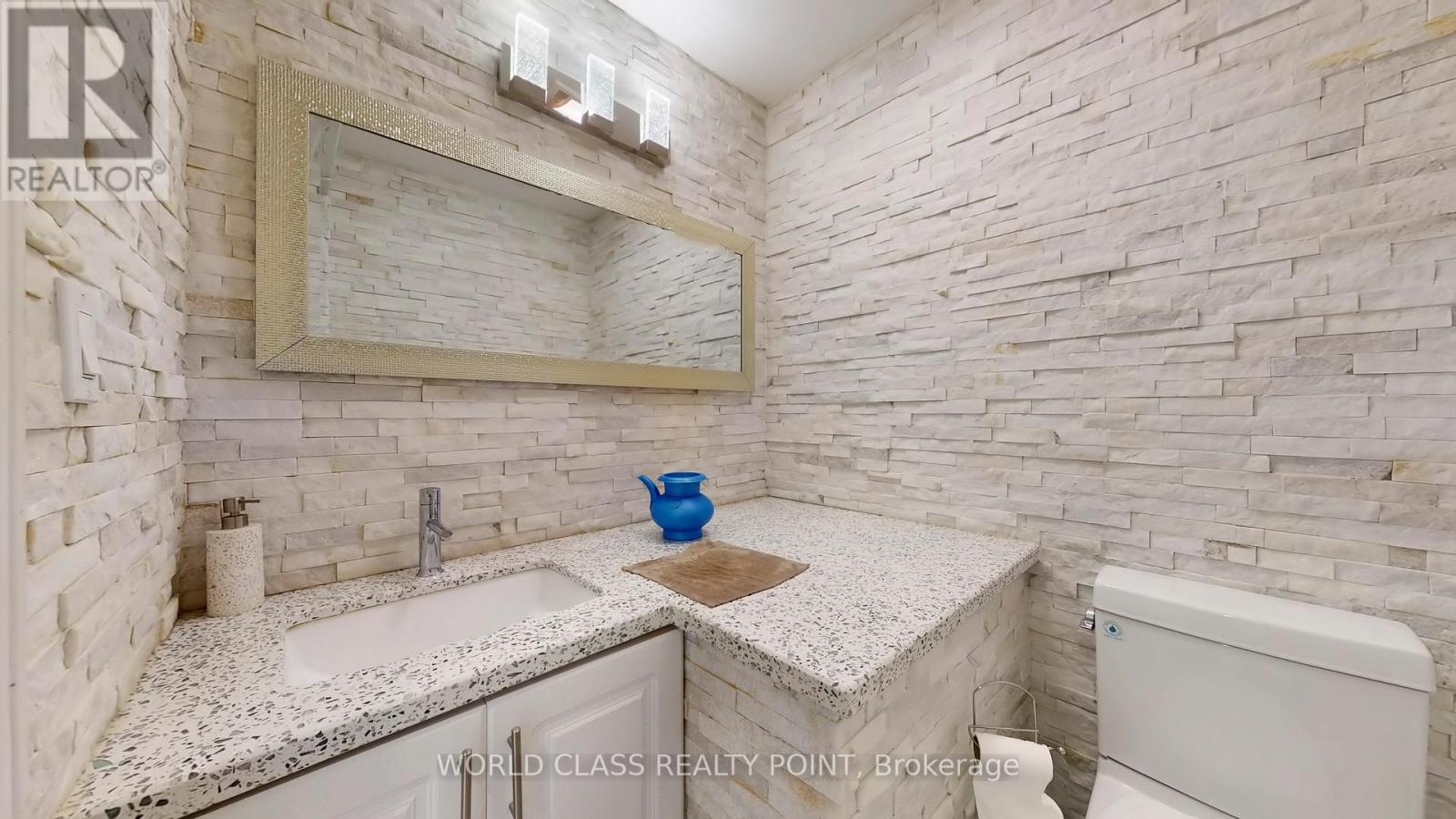 118 Eastville Avenue W, Toronto, Ontario  M1M 2P1 - Photo 16 - E12571050