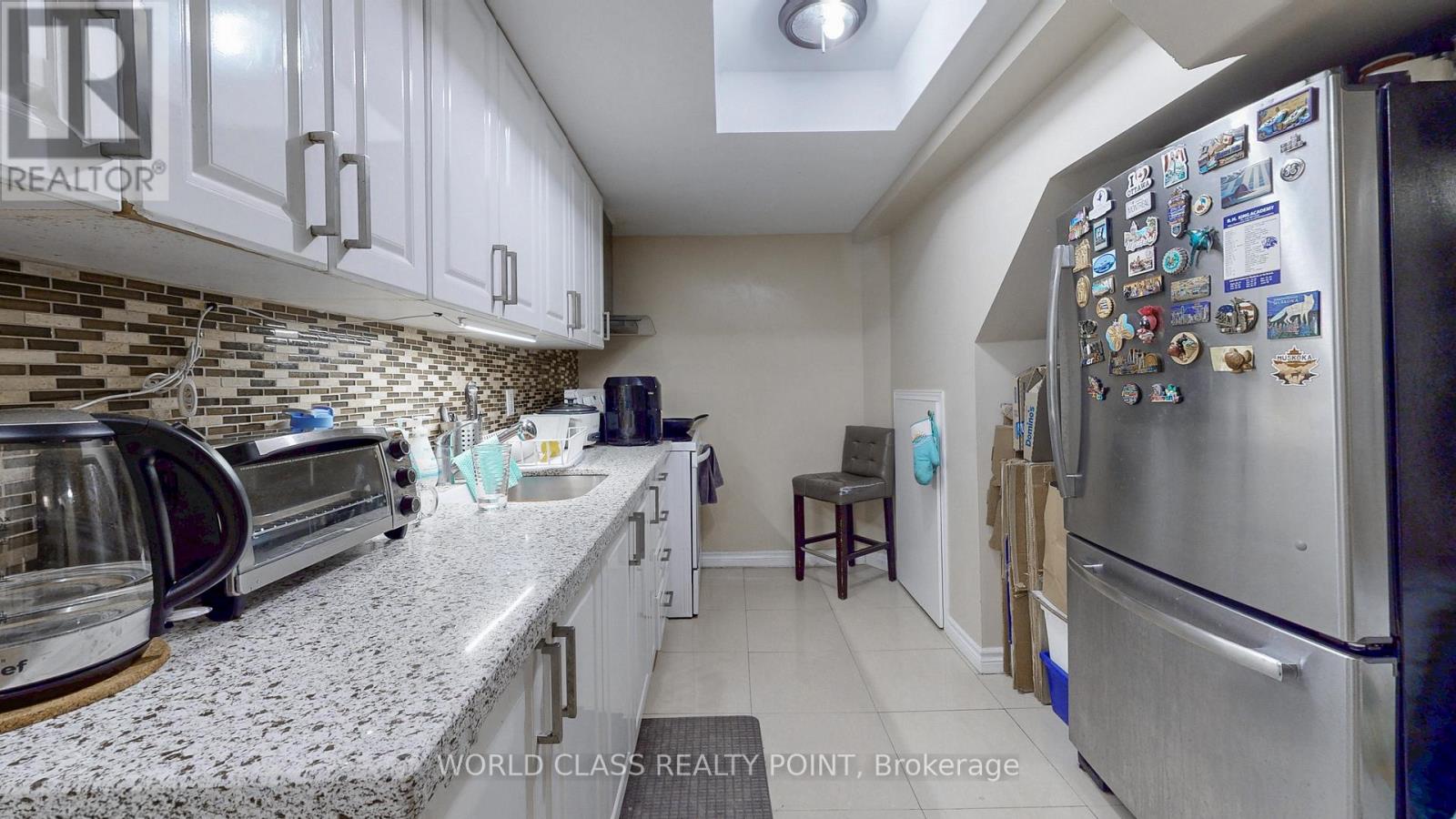 118 Eastville Avenue W, Toronto, Ontario  M1M 2P1 - Photo 38 - E12571050