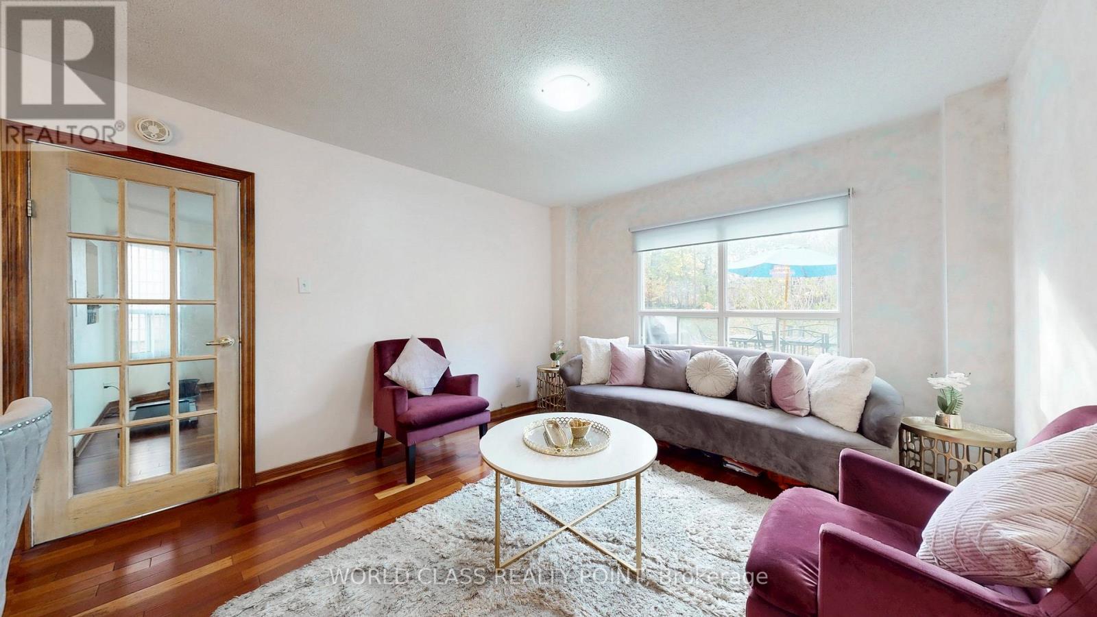 118 Eastville Avenue W, Toronto, Ontario  M1M 2P1 - Photo 6 - E12571050