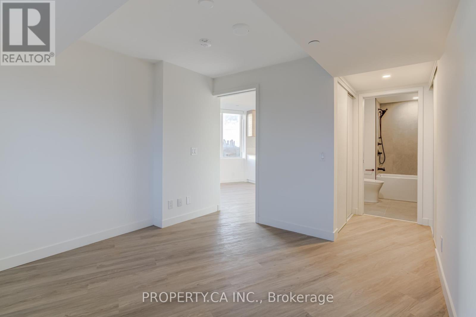 1010 - 1050 Eastern Avenue, Toronto, Ontario  M4L 0B7 - Photo 12 - E12571078