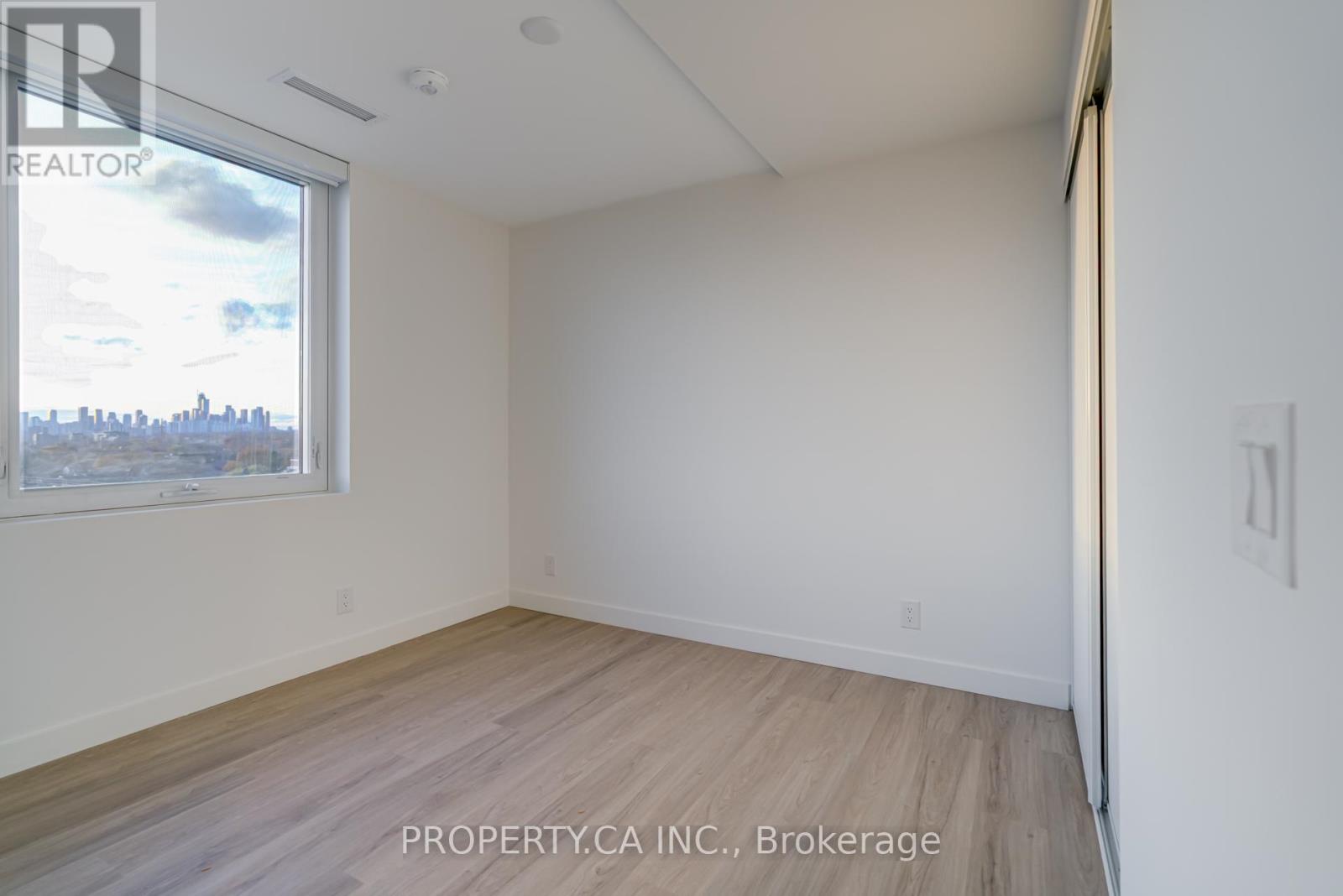 1010 - 1050 Eastern Avenue, Toronto, Ontario  M4L 0B7 - Photo 14 - E12571078