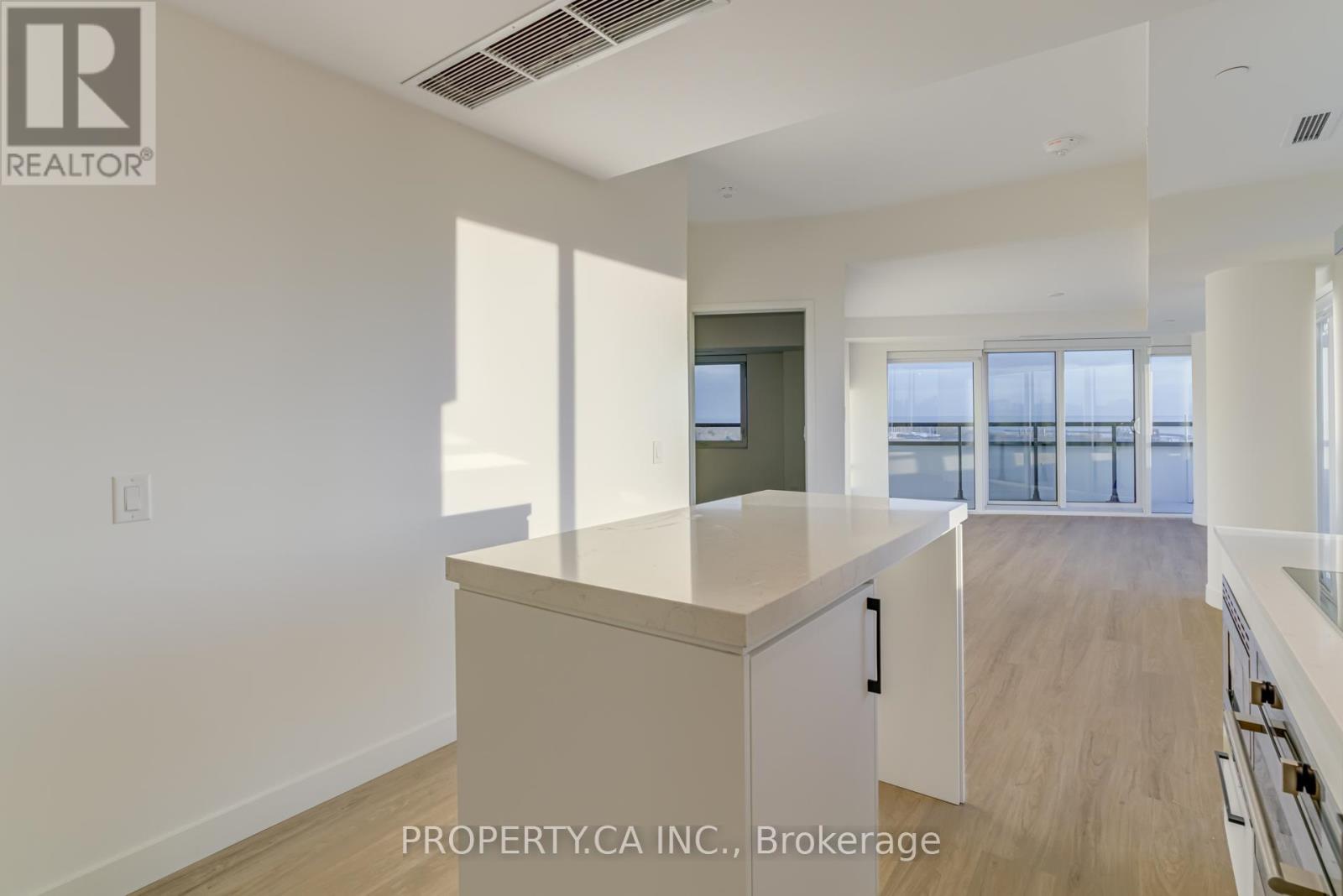 1010 - 1050 Eastern Avenue, Toronto, Ontario  M4L 0B7 - Photo 6 - E12571078