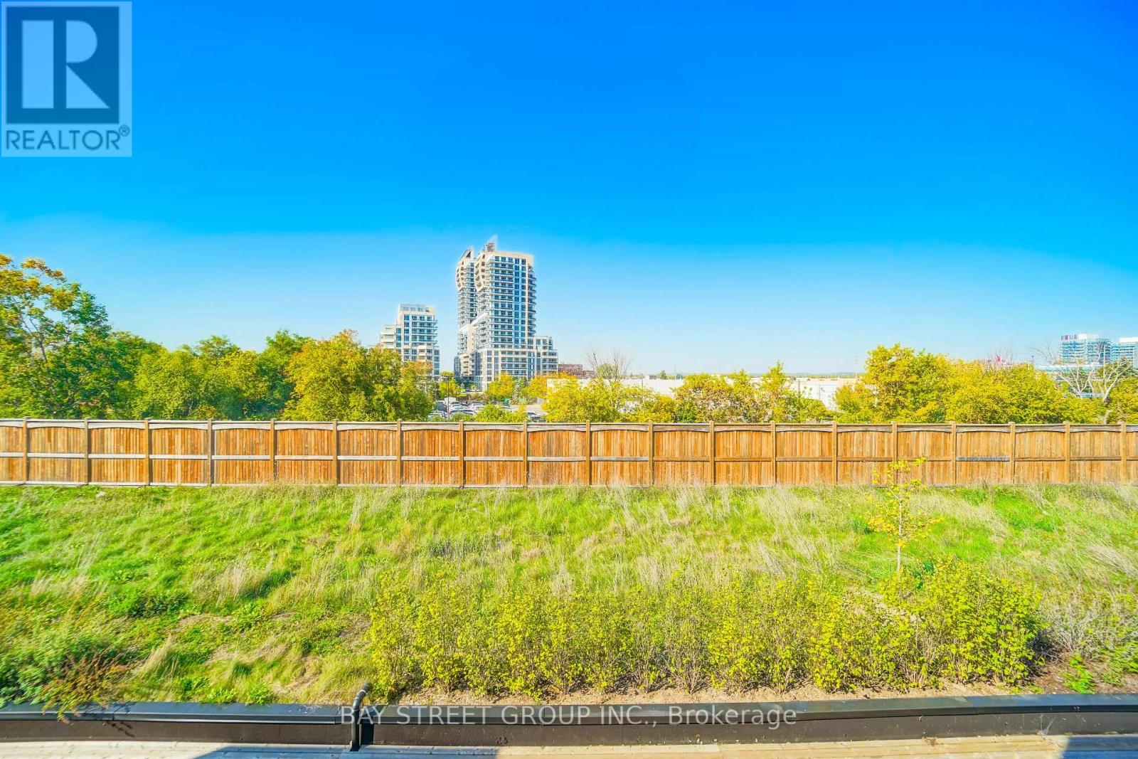 10 - 370 Red Maple Road, Richmond Hill, Ontario  L4C 5T4 - Photo 29 - N12446776