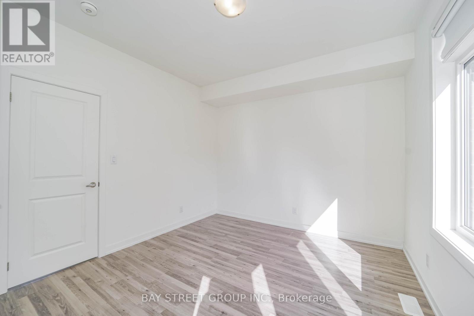 10 - 370 Red Maple Road, Richmond Hill, Ontario  L4C 5T4 - Photo 38 - N12446776