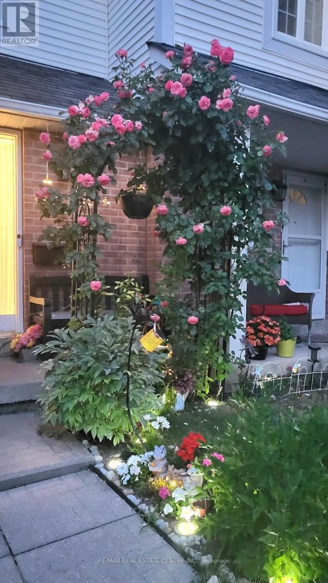 25a - 5205 Glen Erin Drive, Mississauga, Ontario L5M 5N6 - Photo 5 - W12553634