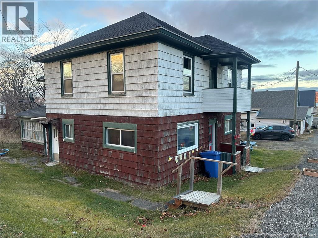 116 Renfrew Street, Dalhousie, New Brunswick  E8C 2J7 - Photo 3 - NB130481