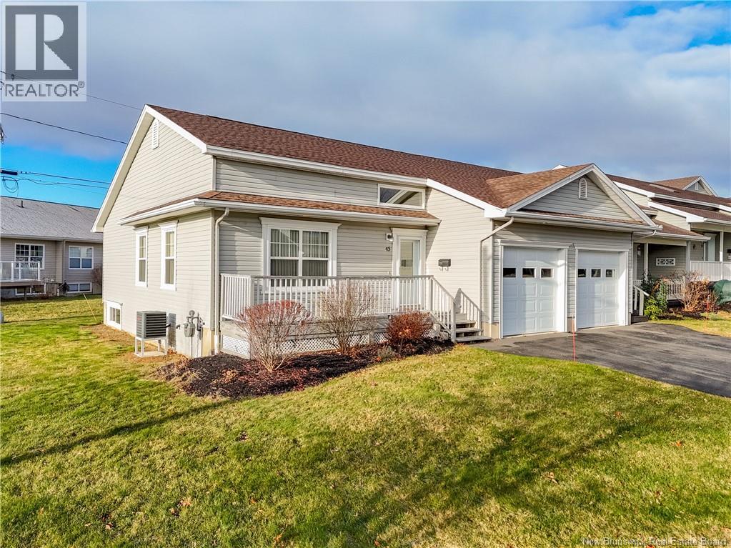 45 Harley Avenue, Nashwaaksis, New Brunswick  E3G 0J7 - Photo 2 - NB130385