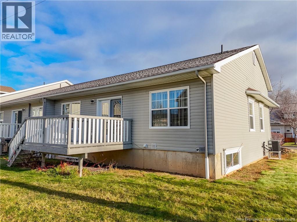 45 Harley Avenue, Nashwaaksis, New Brunswick  E3G 0J7 - Photo 3 - NB130385