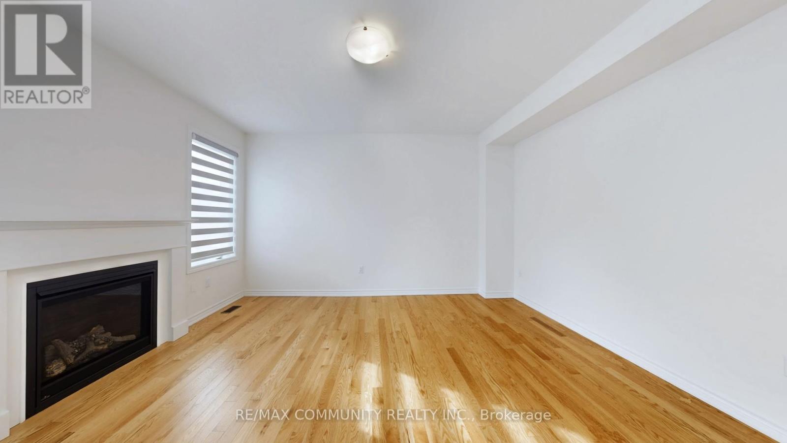 63 English Drive E, New Tecumseth (Beeton), Ontario  L0G 1A0 - Photo 8 - N12570968