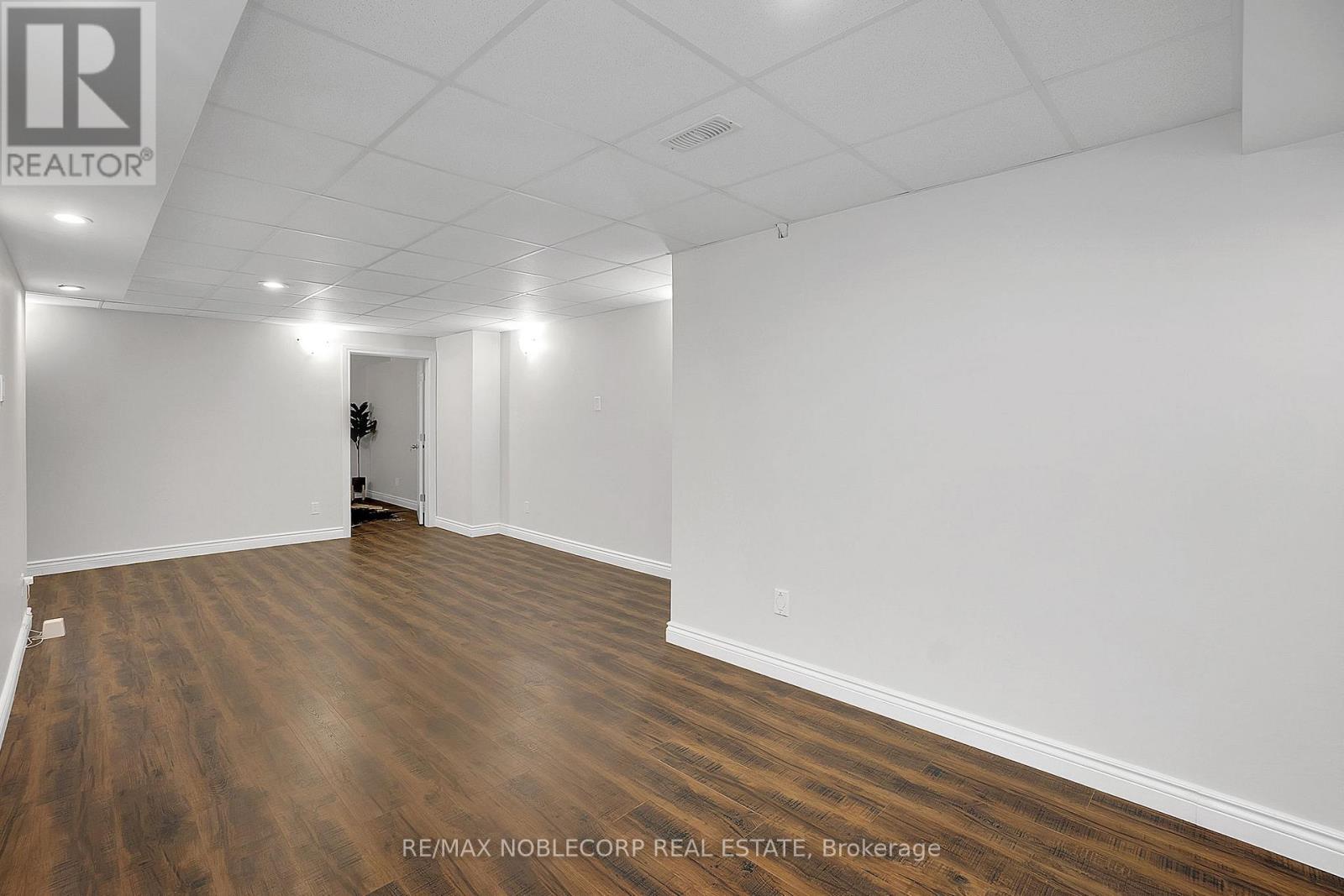 54 Wells Orchard Crescent, King, Ontario  L7B 0C6 - Photo 20 - N12571048